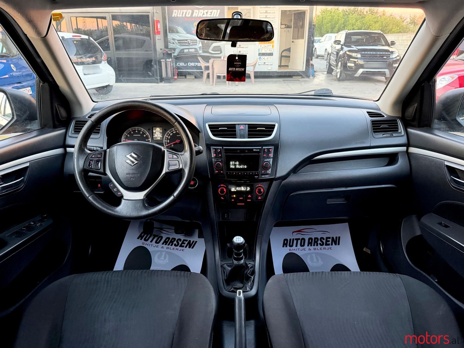 2012' Suzuki Swift photo #2