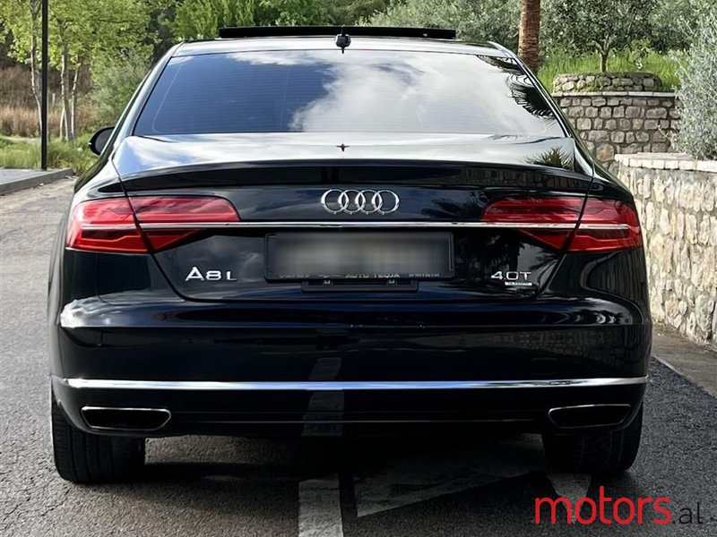 2015' Audi A8 photo #3