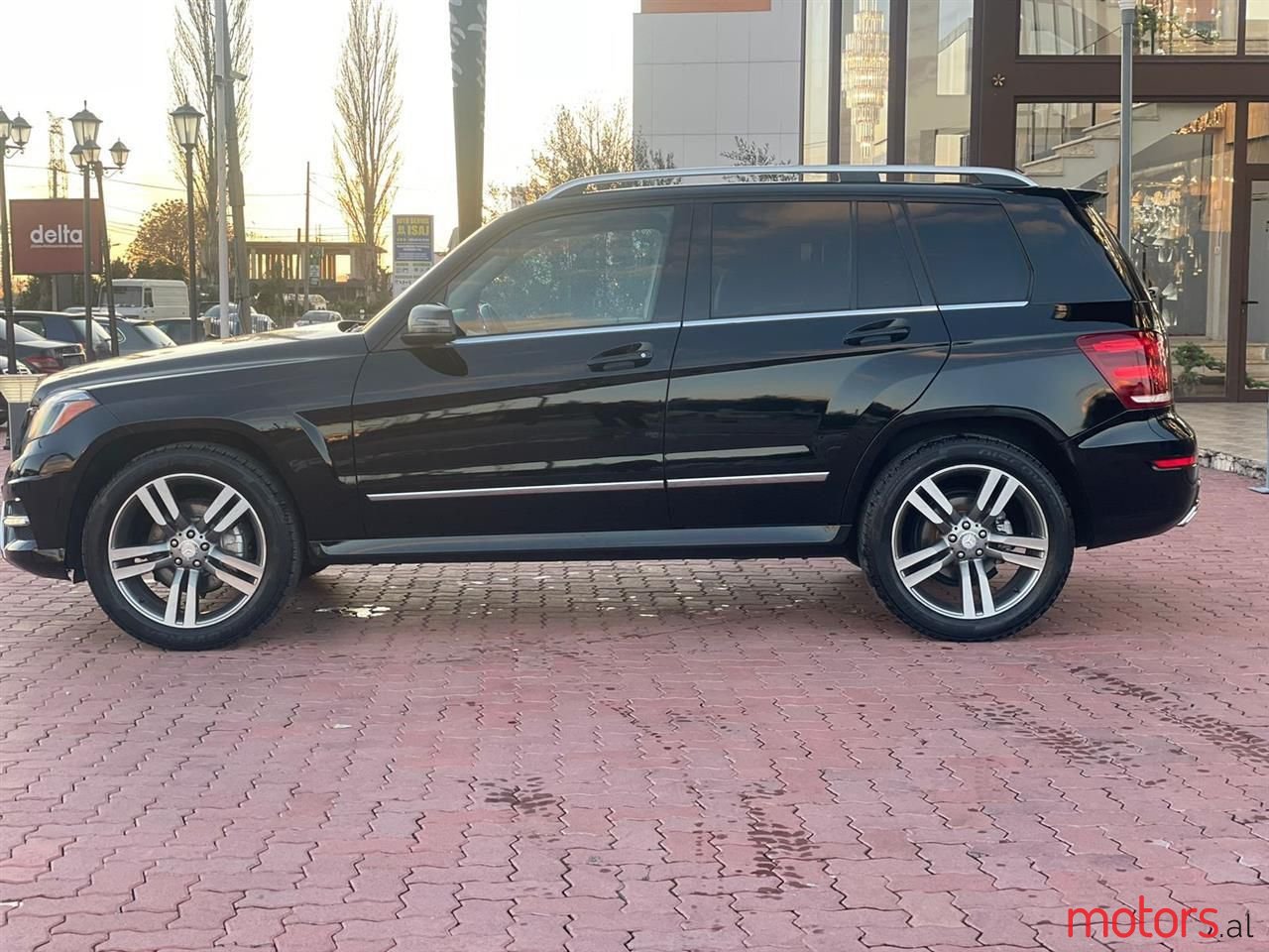 2013' Mercedes-Benz GLK 250 photo #6