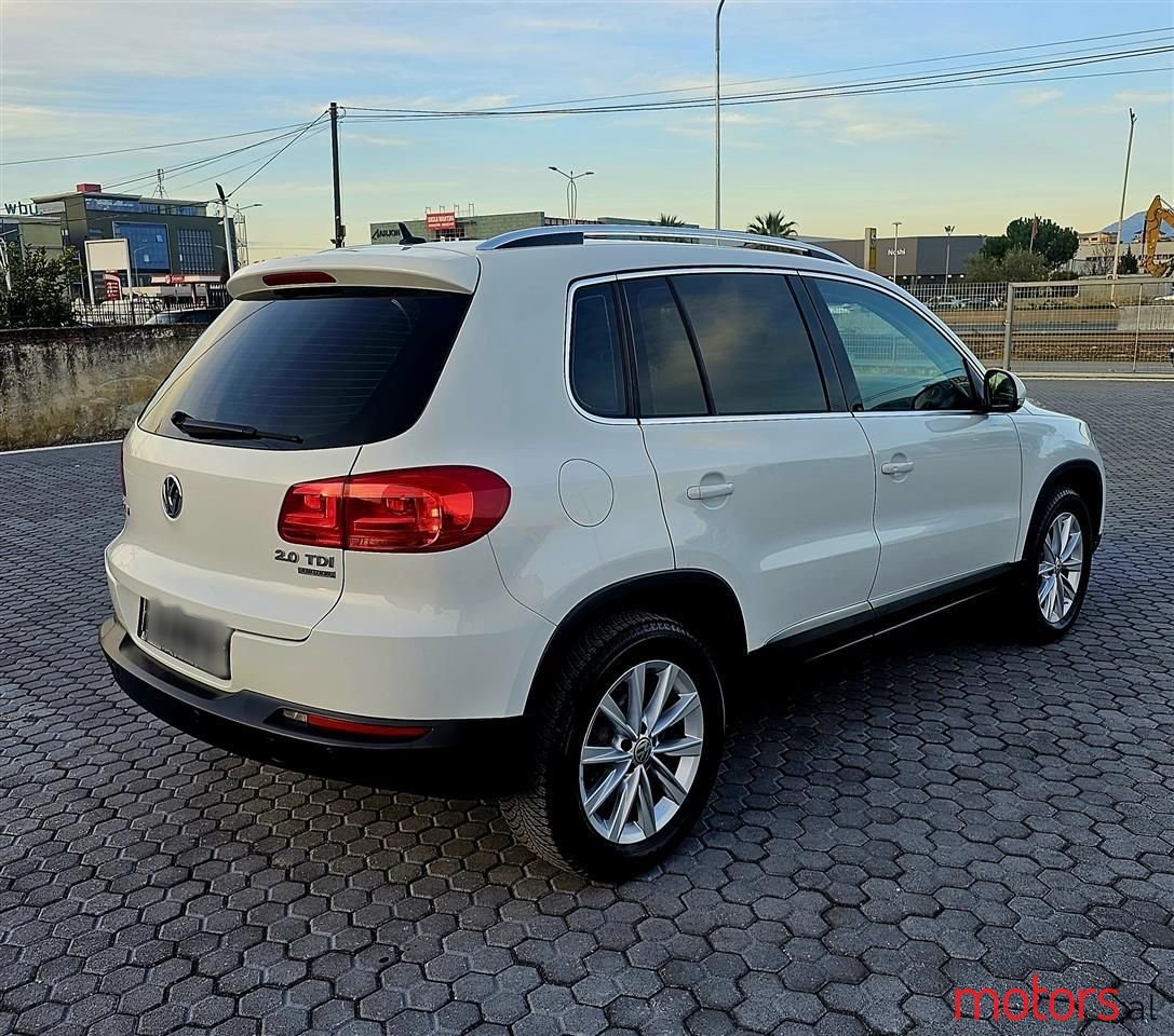 2014' Volkswagen Tiguan photo #6