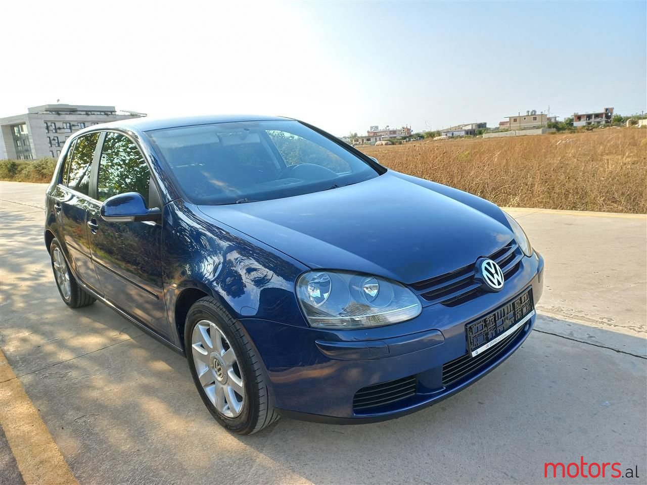 2005' Volkswagen Golf photo #3