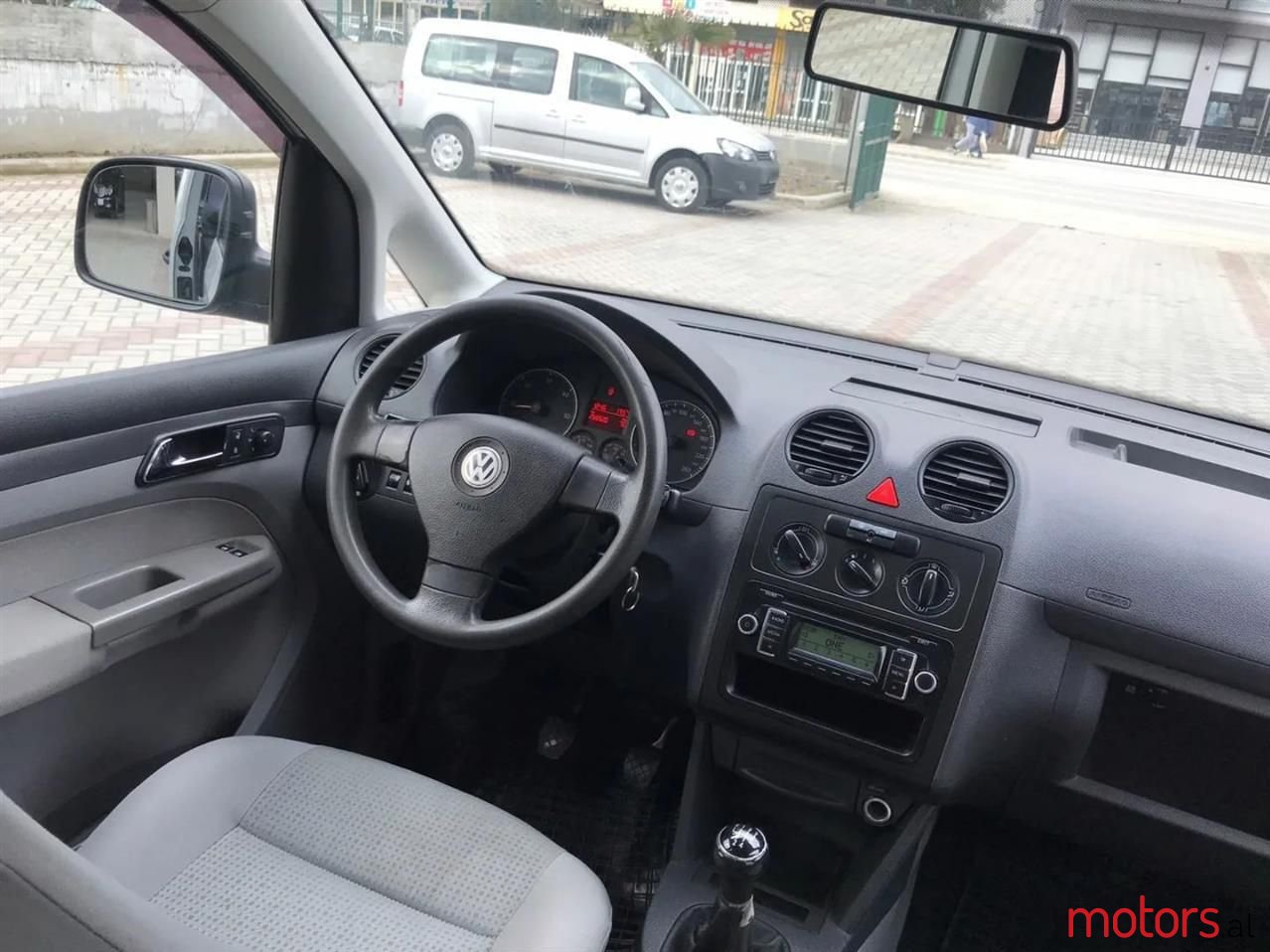 2008' Volkswagen Caddy photo #2