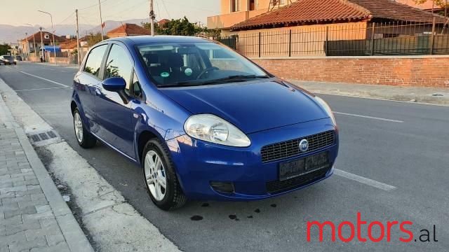 2007' Fiat Grande Punto photo #2
