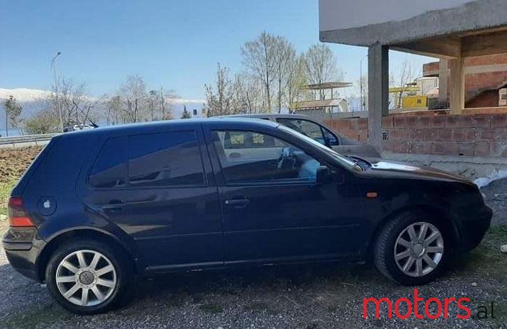 2000' Volkswagen Golf photo #1