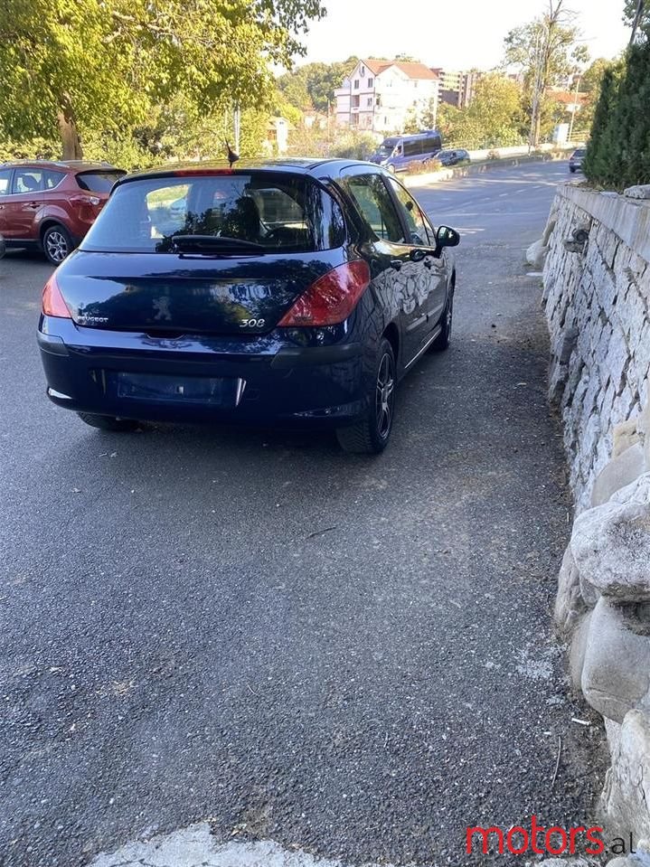 2011' Peugeot 308 photo #2