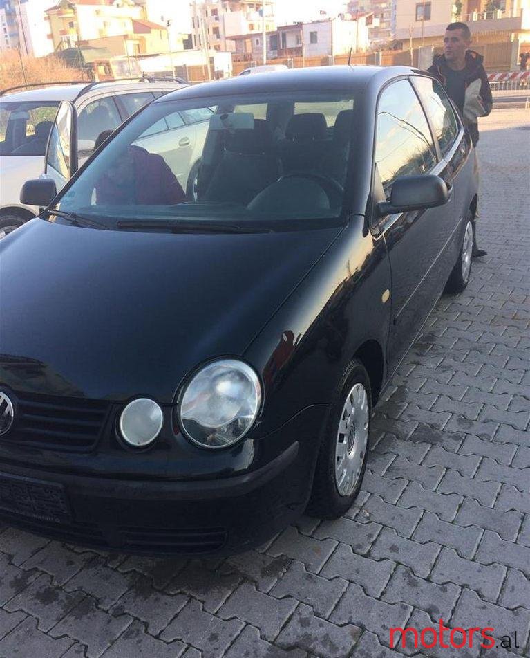 2002' Volkswagen Polo photo #1