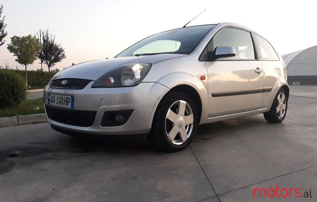 2007' Ford Fiesta photo #1
