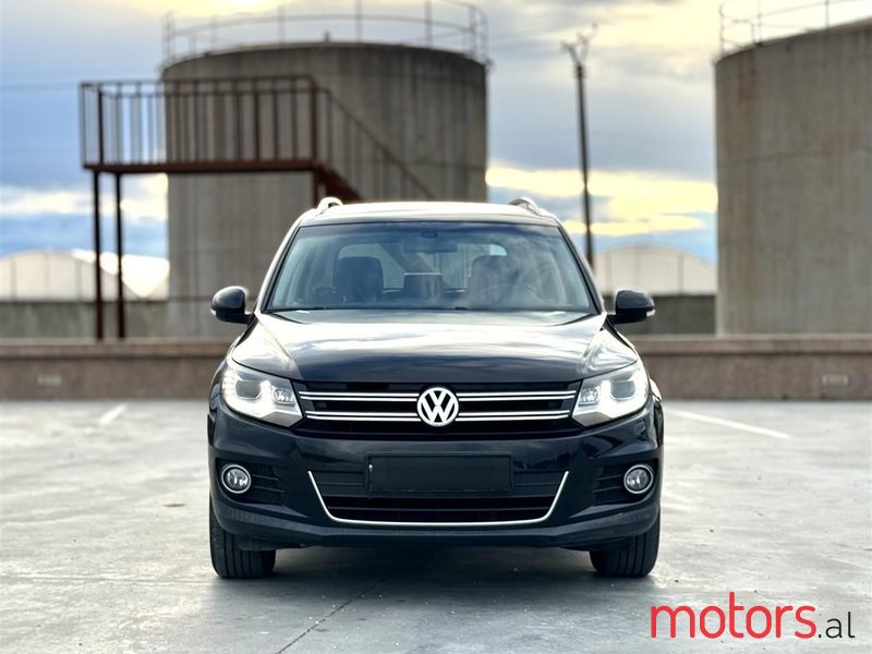 2014' Volkswagen Tiguan photo #1