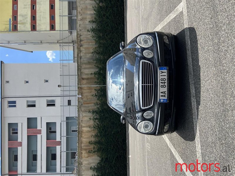 2004' Mercedes-Benz 320 photo #2