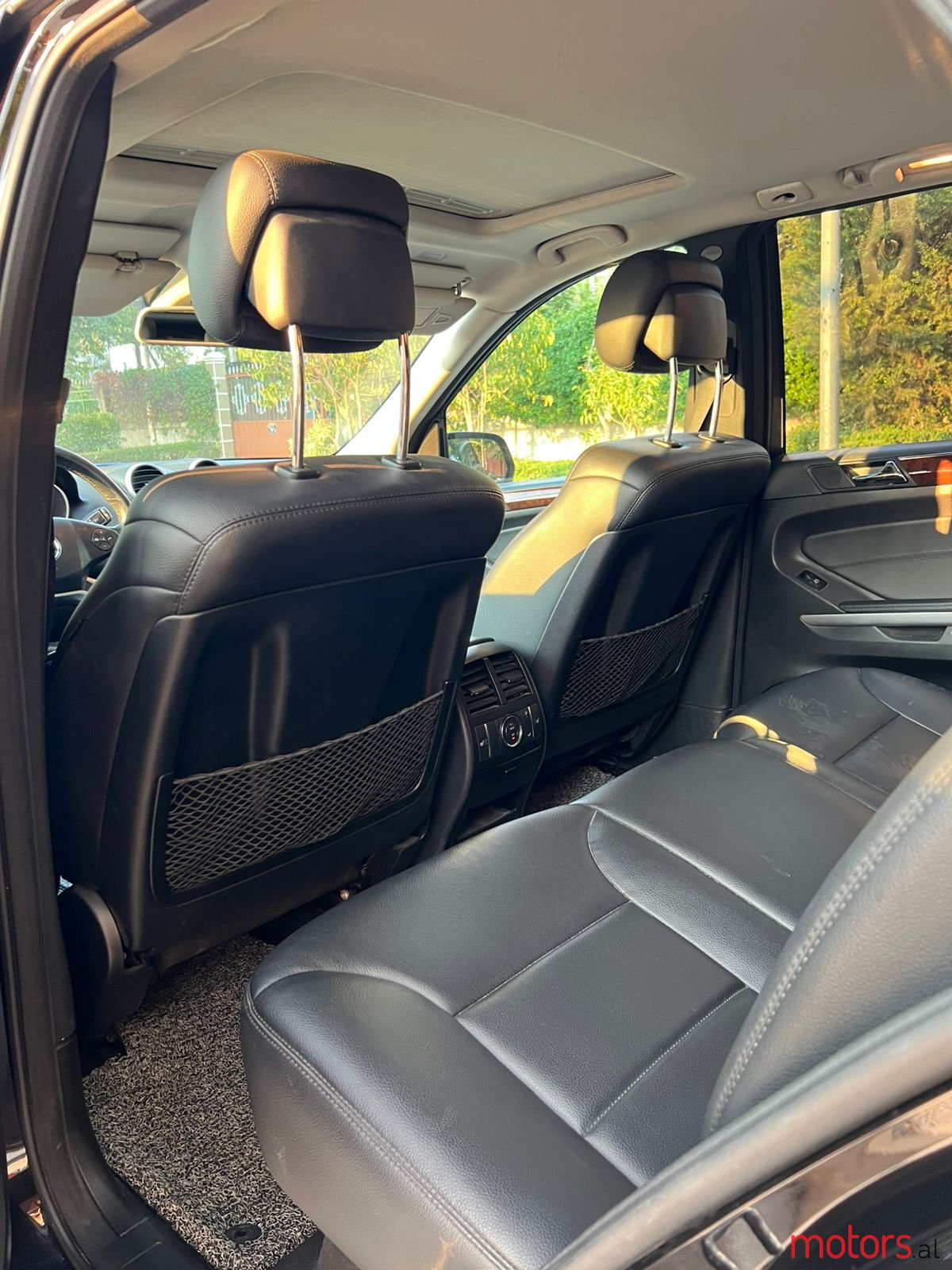 2010' Mercedes-Benz ML 350 photo #4