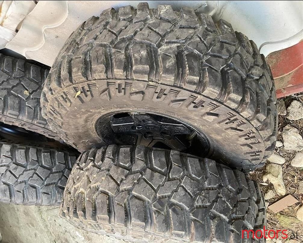 2012' Jeep Wrangler photo #5