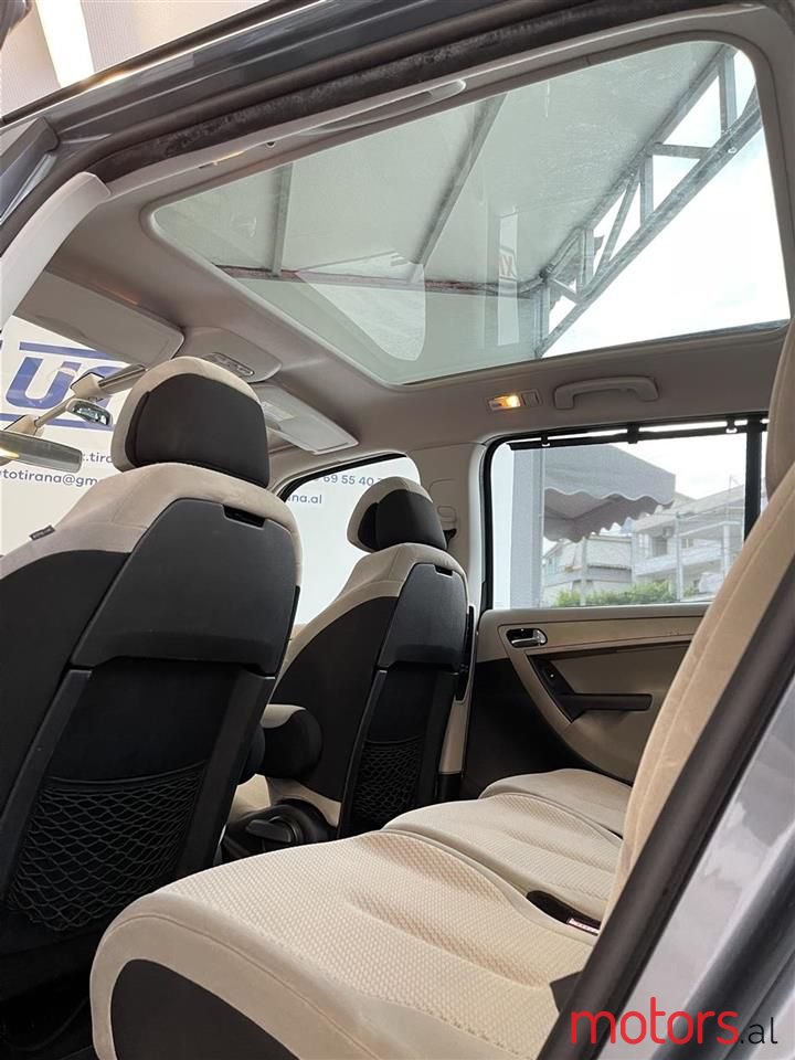 2007' Citroen Grand C4 Picasso photo #3