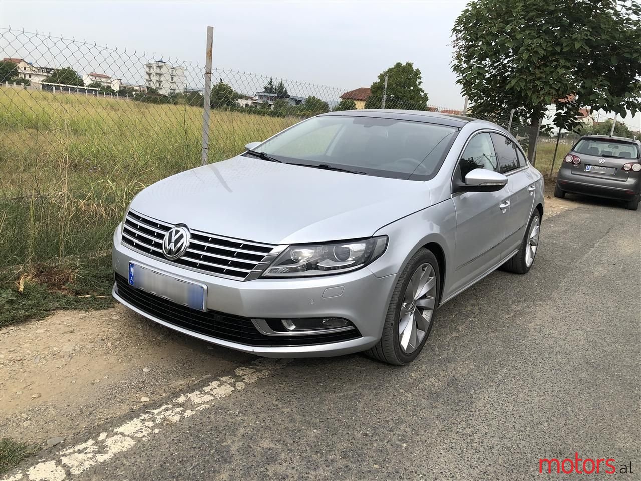 2013' Volkswagen Passat photo #5