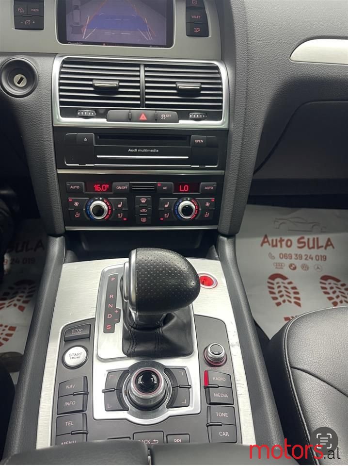 2012' Audi Q7 photo #4