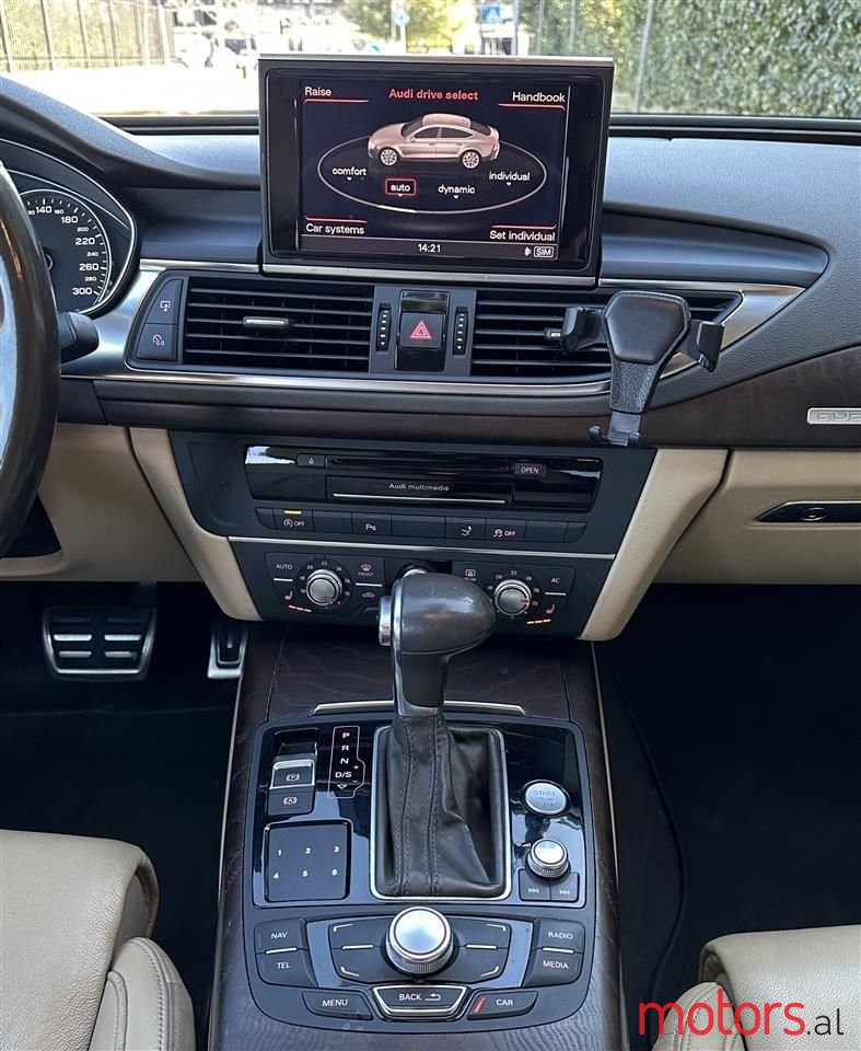 2012' Audi A7 photo #6