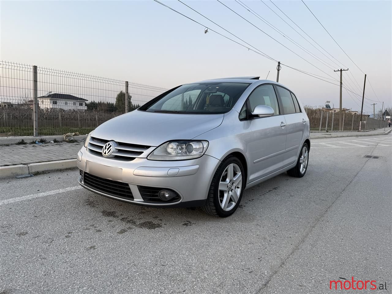 2005' Volkswagen Golf Plus photo #2