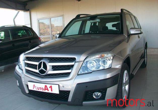 2010' Mercedes-Benz GLK-Class photo #1