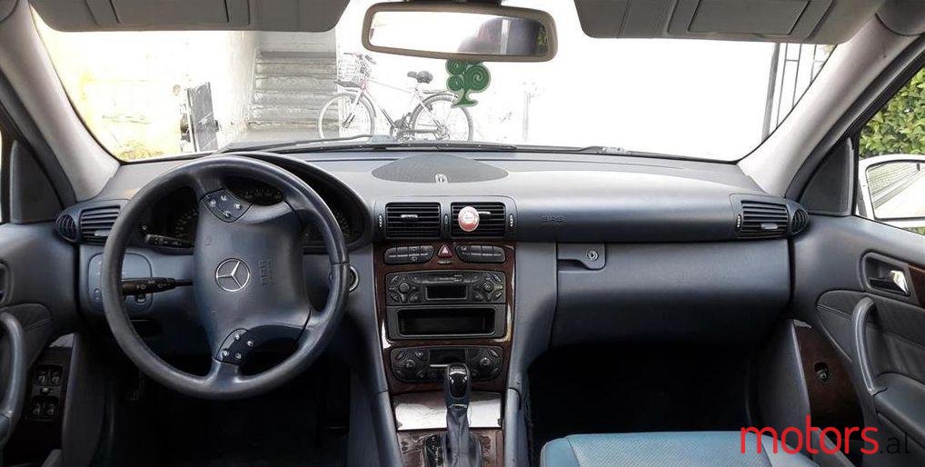 2001' Mercedes-Benz 230 photo #1