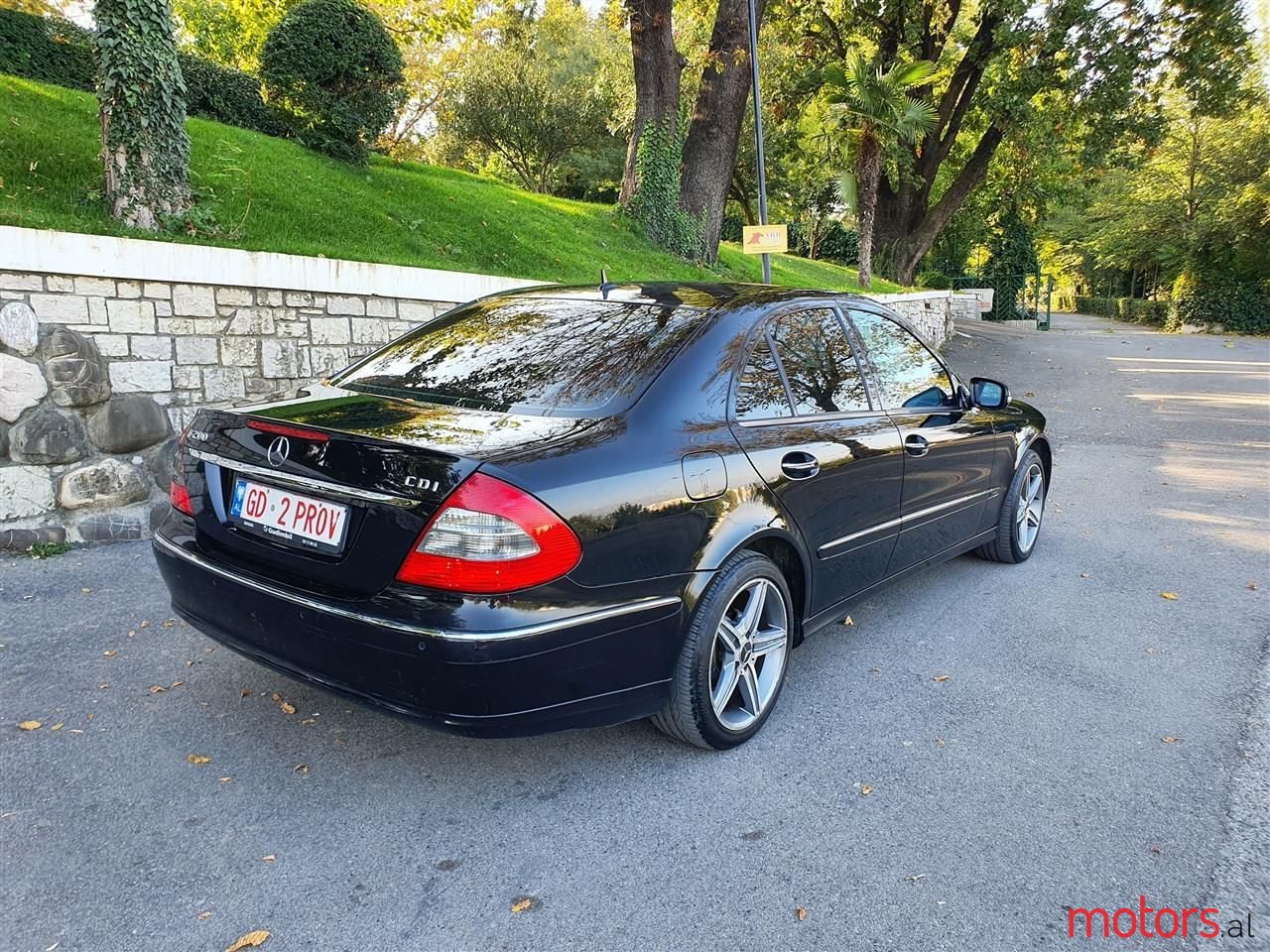 2007' Mercedes-Benz E 200 photo #6