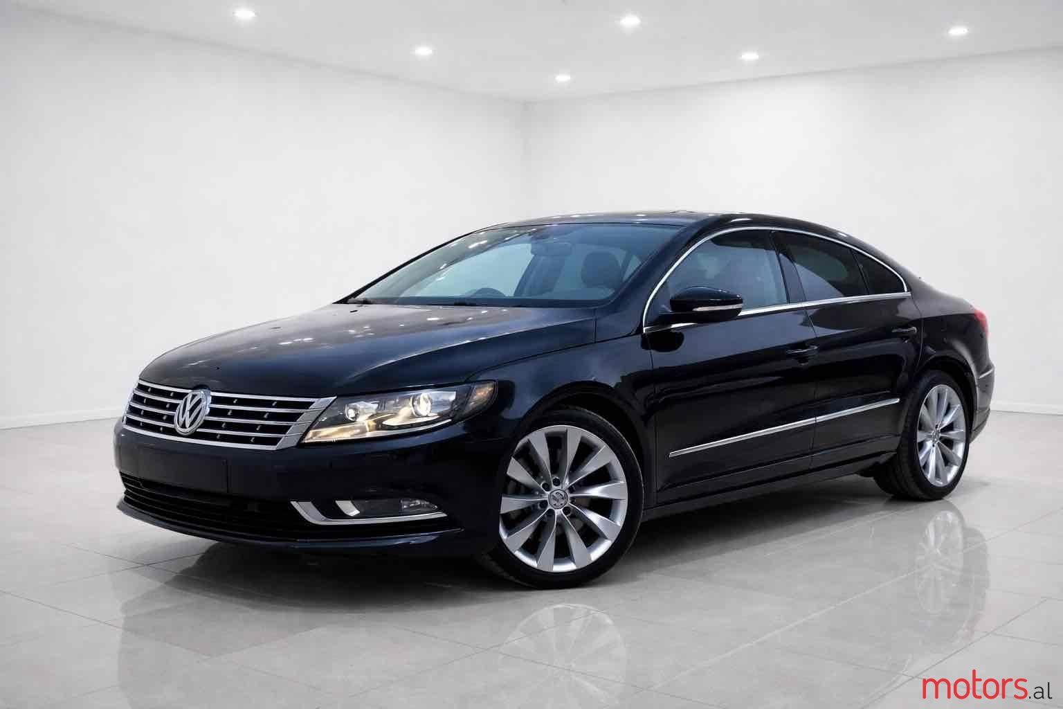 2012' Volkswagen Passat photo #1