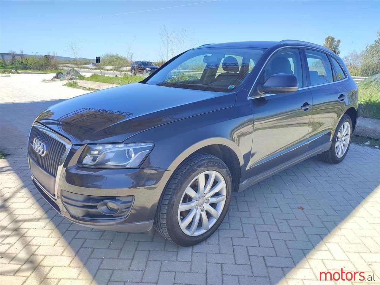 2010' Audi Q5 photo #2