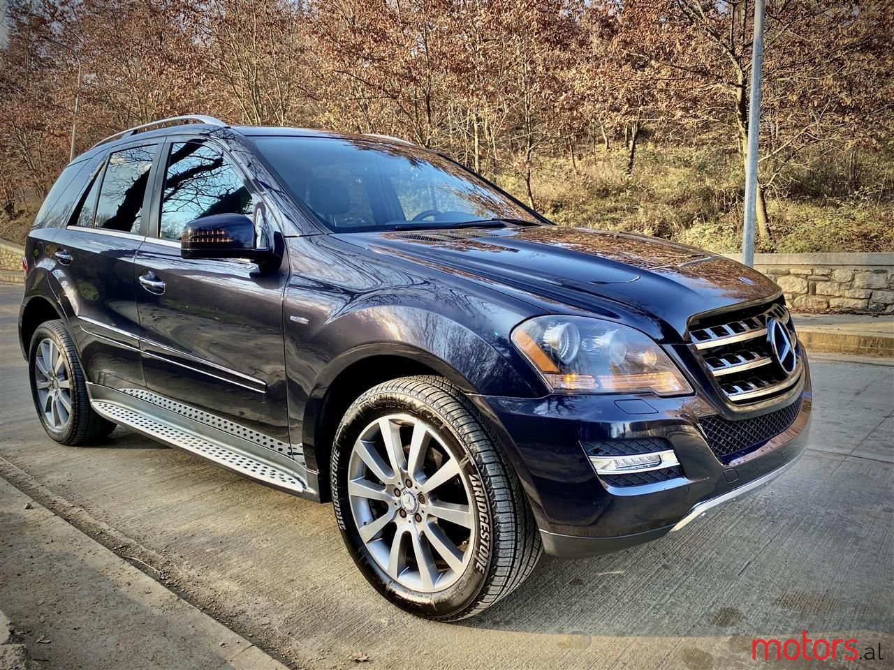 2011' Mercedes-Benz ML 350 photo #5