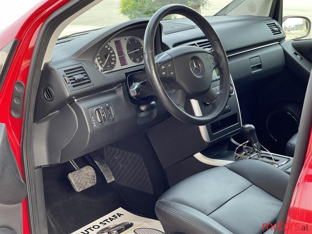 2006' Mercedes-Benz B 200 photo #3