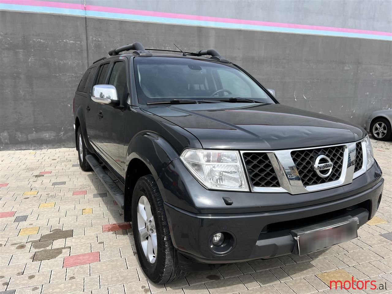 2010' Nissan Navara photo #1