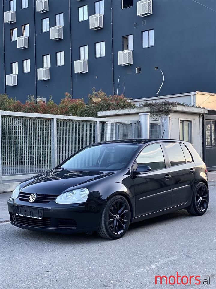 2007' Volkswagen Golf photo #2