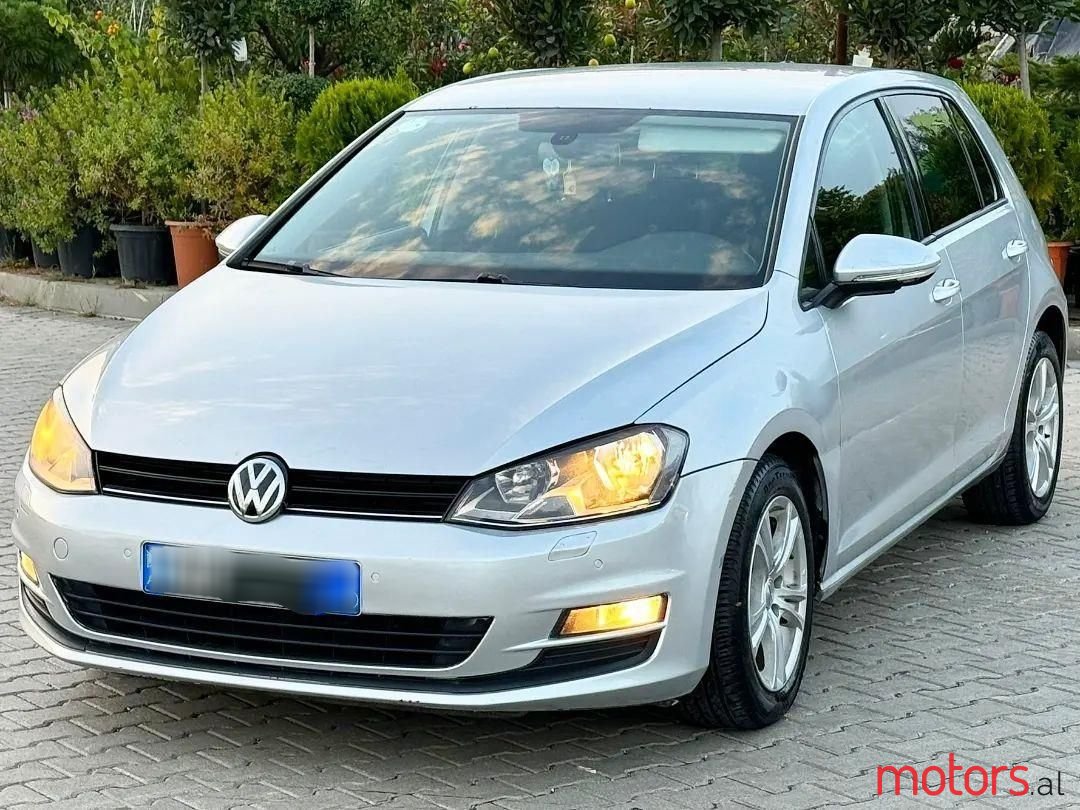 2013' Volkswagen Golf photo #5