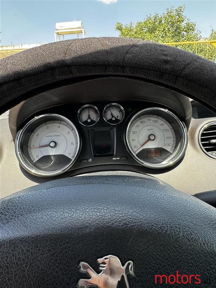 2009' Peugeot 308 photo #4