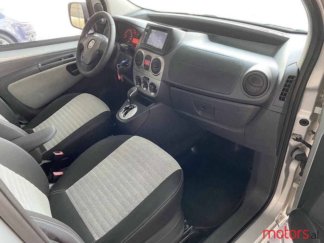 2011' Fiat QUBO photo #3