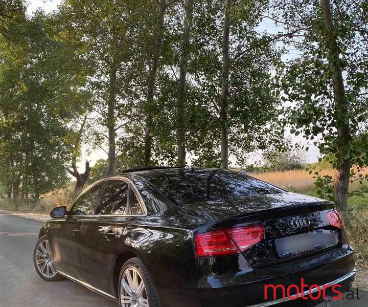 2013' Audi A8 photo #3