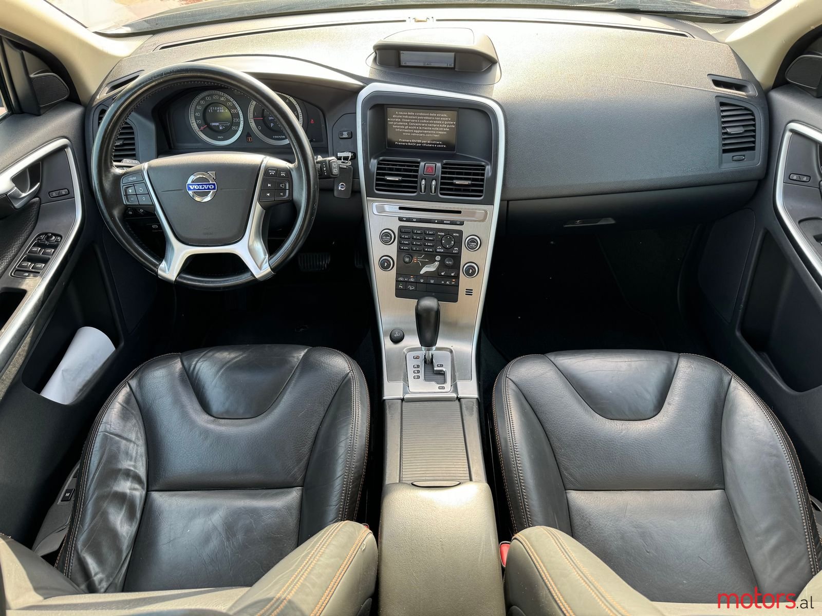 2010' Volvo Xc 60 photo #6