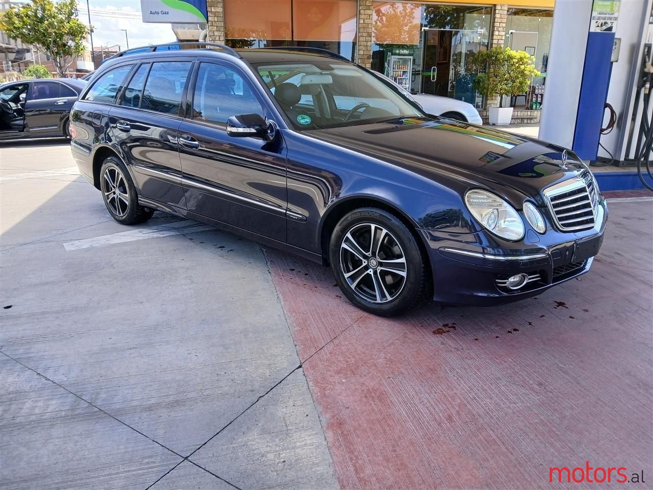 2007' Mercedes-Benz E 280 photo #3