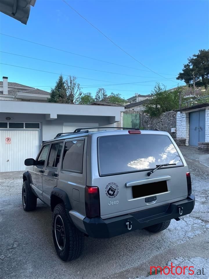 2001' Jeep Cherokee photo #2