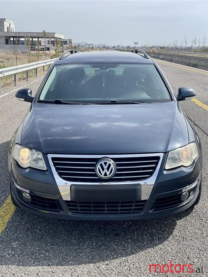 2008' Volkswagen Passat photo #4