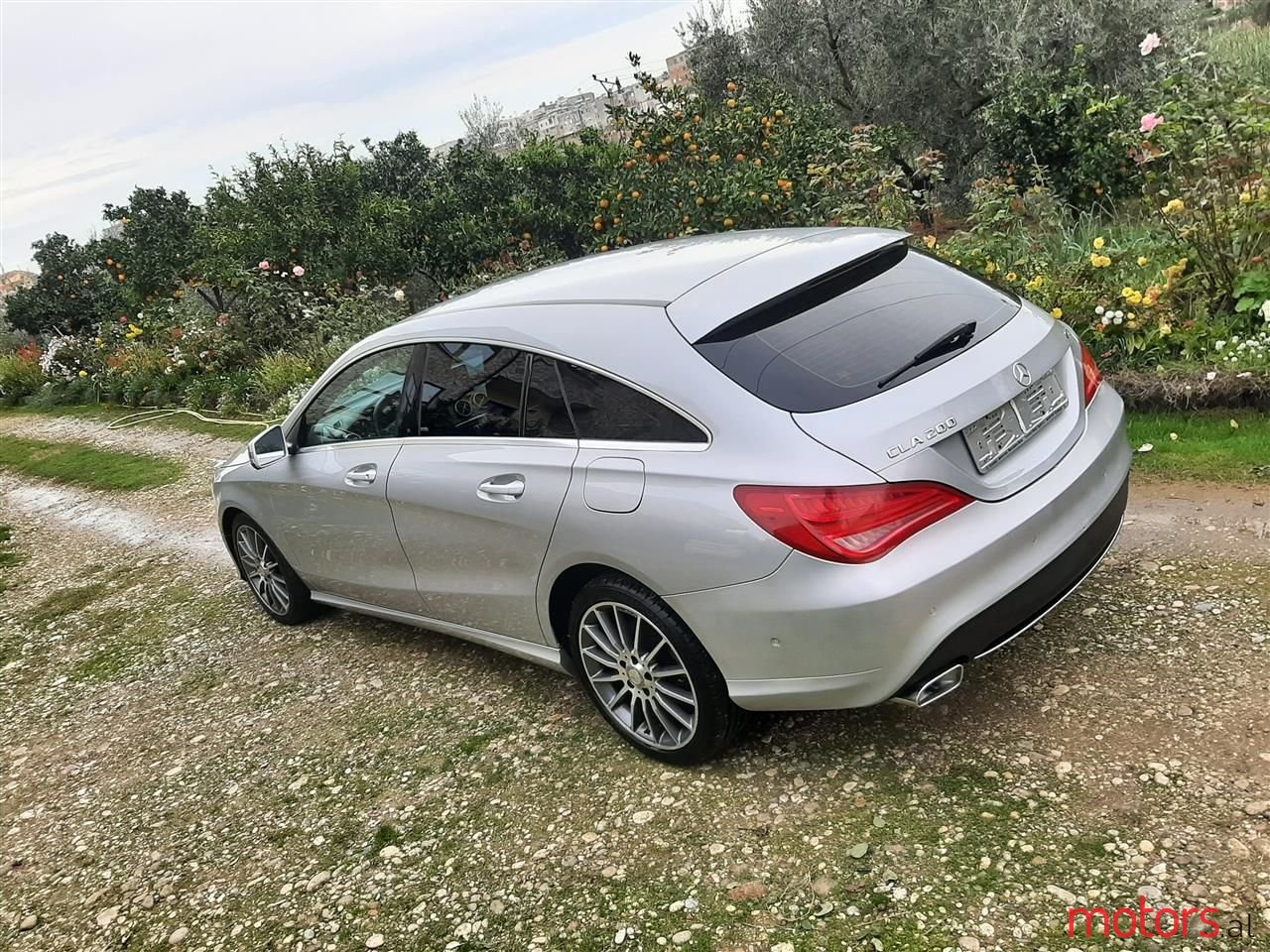 2015' Mercedes-Benz CLA 200 Shooting Brake photo #5
