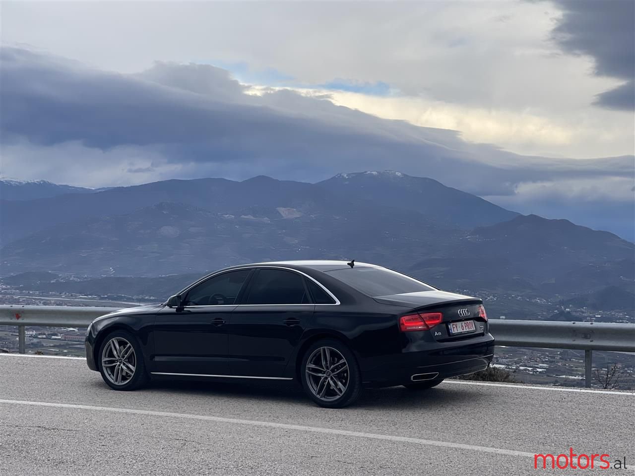 2011' Audi A8 photo #4