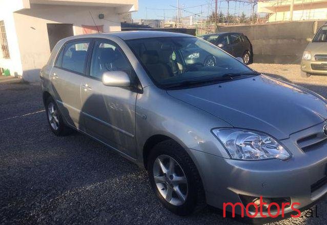 2005' Toyota Corolla photo #1