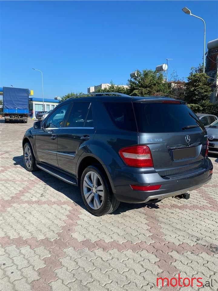 2011' Mercedes-Benz ML 350 photo #4