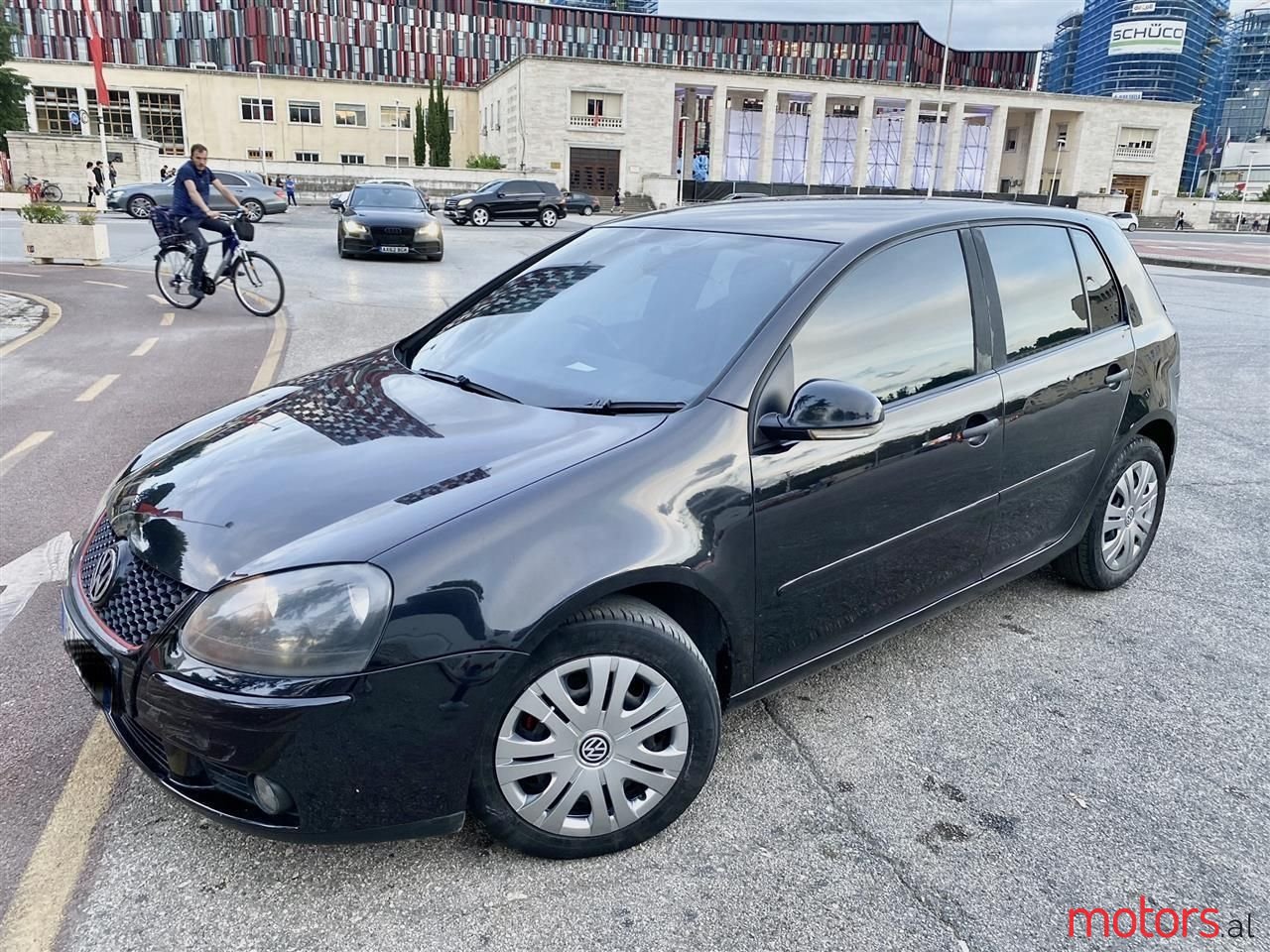 2005' Volkswagen Golf photo #5