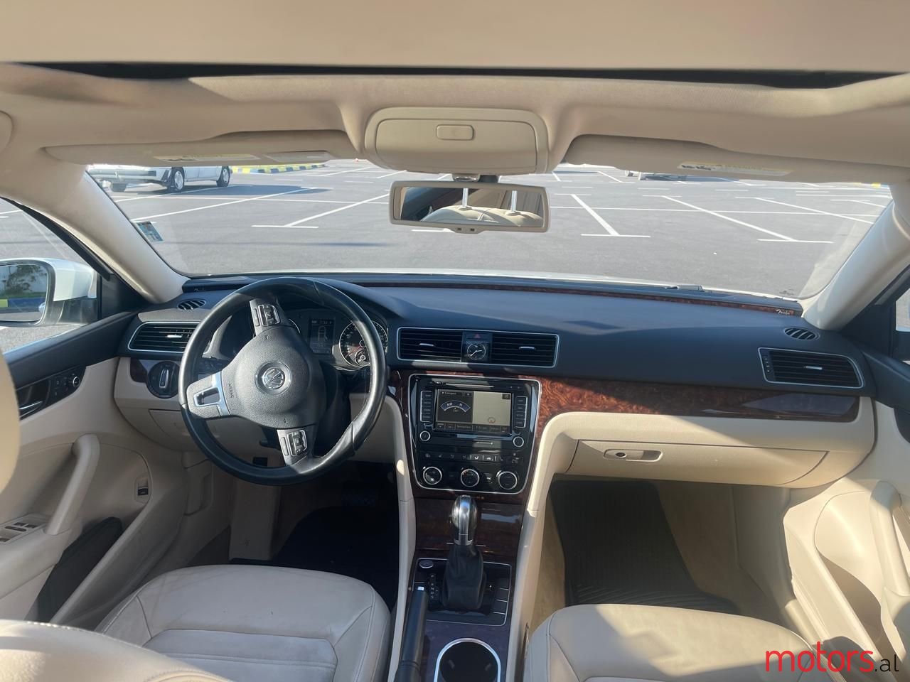 2014' Volkswagen Passat photo #5