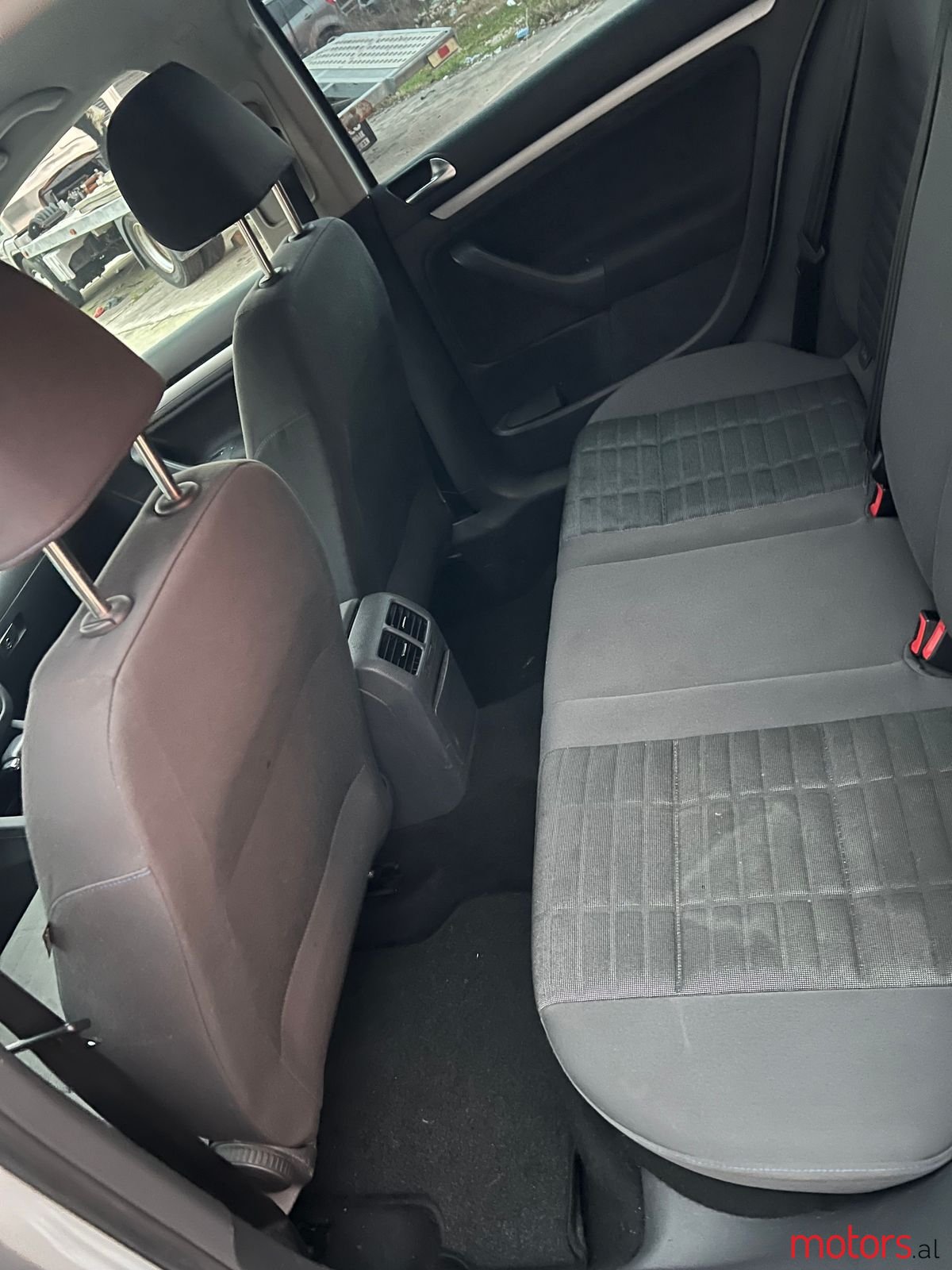 2007' Volkswagen Golf photo #3