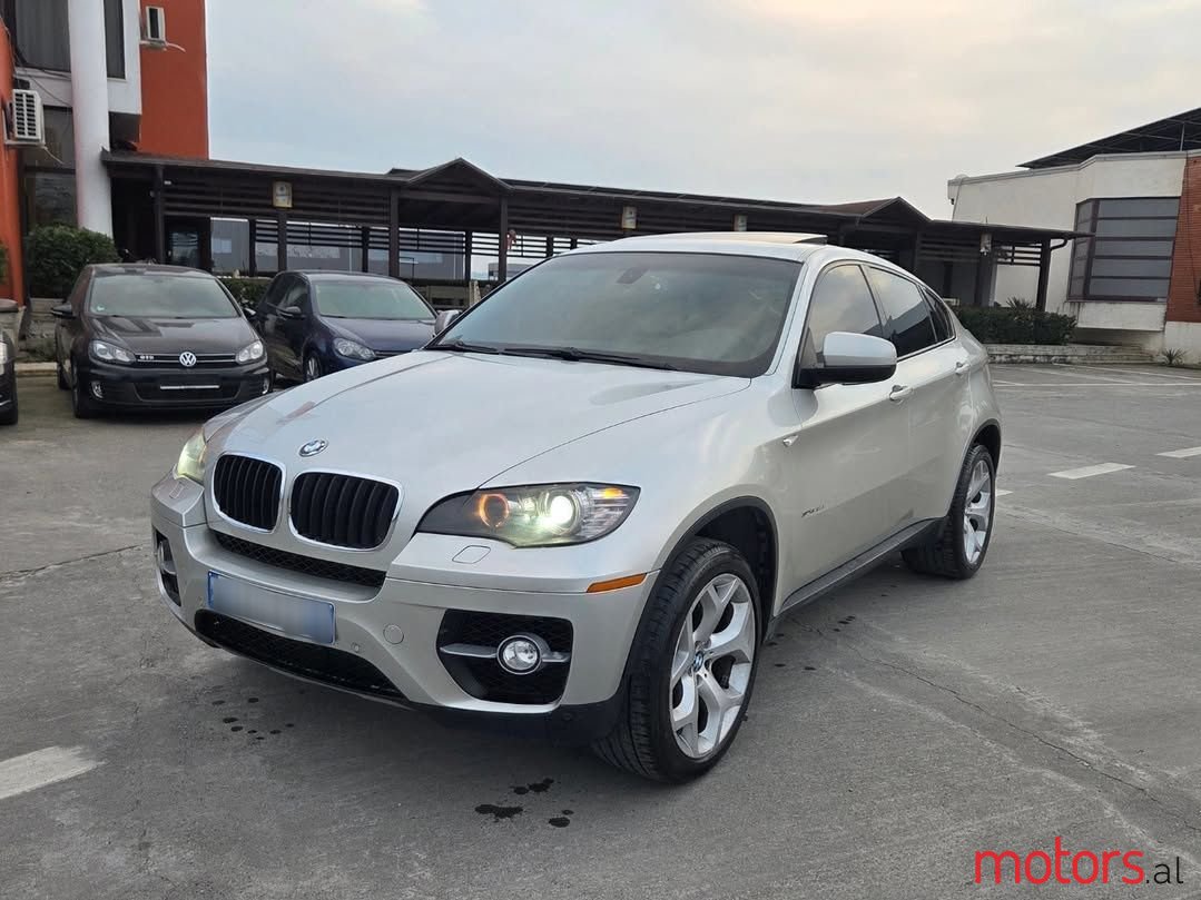 2009' BMW 320 photo #1