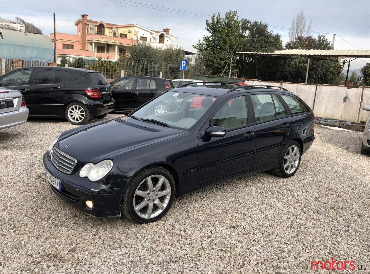 2005' Mercedes-Benz C 220 photo #1