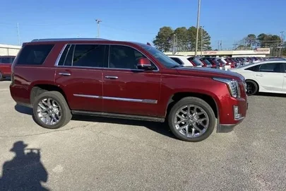 2017' Cadillac Escalade