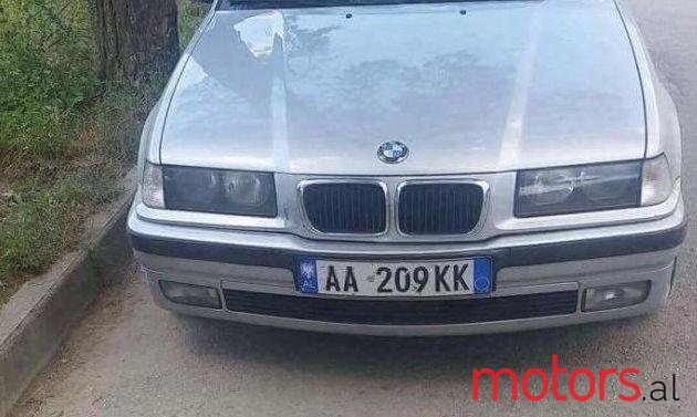 1999' BMW 316 photo #1