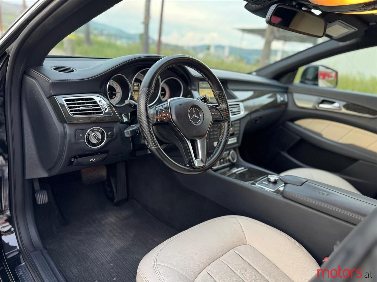 2013' Mercedes-Benz CLS 250 photo #4