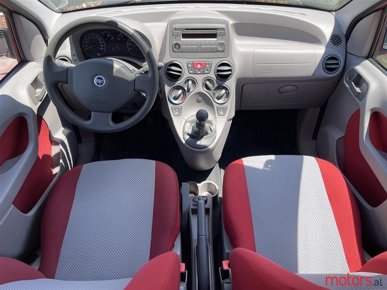 2006' Fiat Panda photo #2